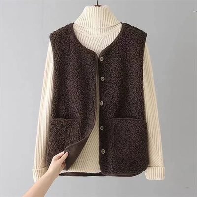 CHLOE - Cozy Vest